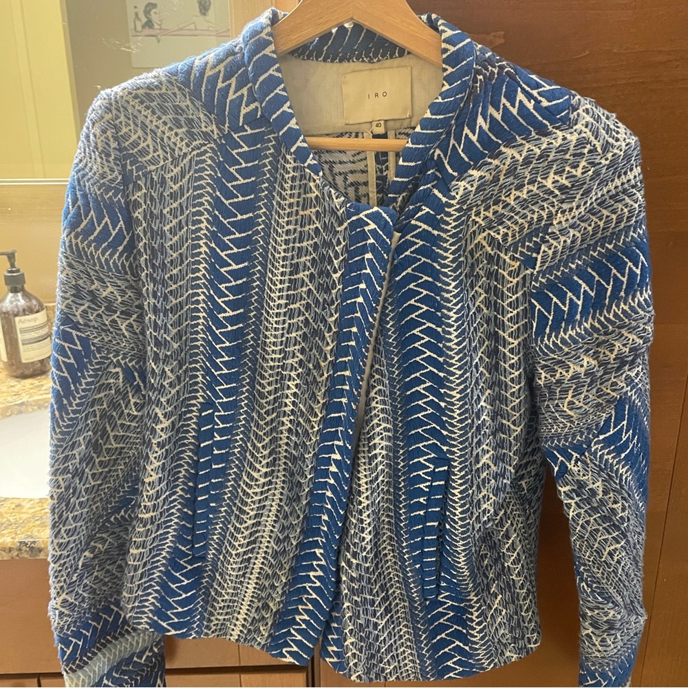 Iro blue and white jacket